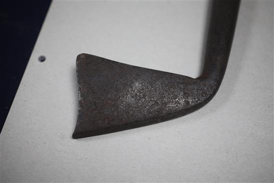 A rare 17th/18th century left handed spur toed golf club, length 42.5in.